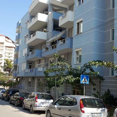 Saranda Apartments Bagian luar foto
